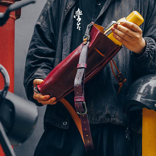 学古传家壶·迷你全手工真皮壶包Horween款 便携随身包户外牛皮 葡萄红 商品图2