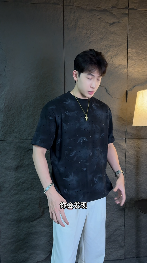 T3095夏季高级感新款美式烫钻撞色树叶圆领短袖T恤情侣百搭宽松上衣