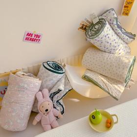 ✨超颜值舒适夏被【A类提花云感裸睡双层纱花边夏被】享受视觉的美感，A类母婴级，真的巨巨巨软糯🥰沉浸式入睡