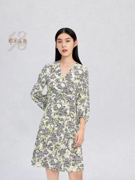 鄂尔多斯1980新品桑蚕丝V领围裹式连衣裙女印花系带连衣裙25春夏款 商品图0