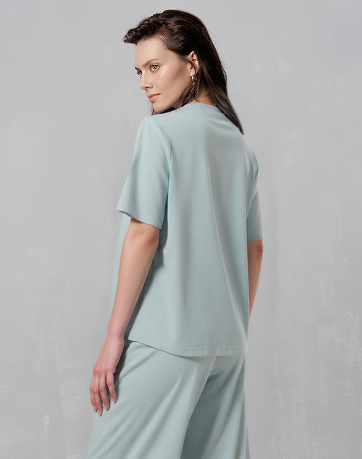 官网998！棉盖丝宽松休闲家居服女 简约圆领睡衣阔腿裤睡衣 轻薄柔软短袖长裤套装 商品图4