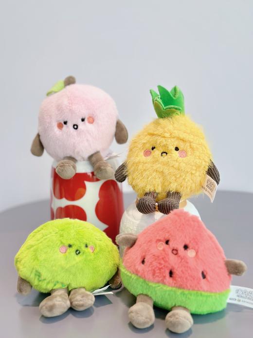 海岛萌主海南老爸茶文创把海岛的浪漫打包带走软fufu的手感和治愈系配色，哪个女生能拒绝这份限定可爱呢，原创老爸茶“绒化"毛绒玩具红diedie 翅金金 斑宝宝 商品图1