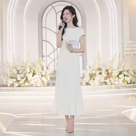 IWY/法式名媛短袖新款白色连衣裙女夏季正式场合包臀西装裙Q14337 商品图1