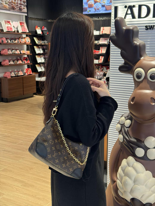 正品二手 LV boulogne 老花拼皮 黑色 牛角包 商品图2