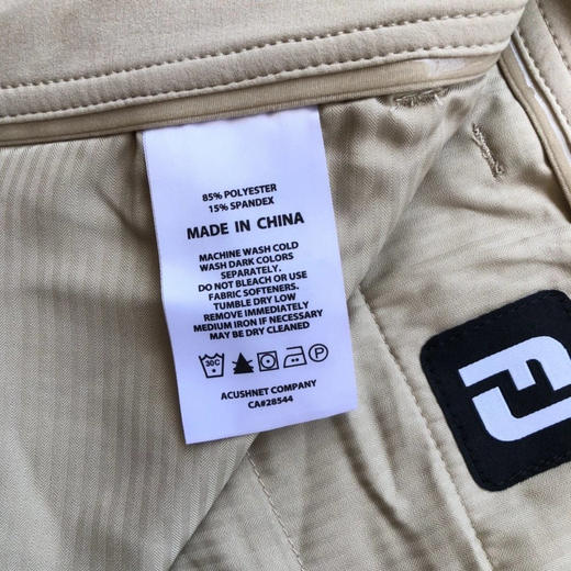 正品FJ 男款高尔夫短裤，快干透气。有大码。
黑色33 34 36 38   
灰色32 36 38 40
卡其35 36 38 40 42
数量不多 商品图10