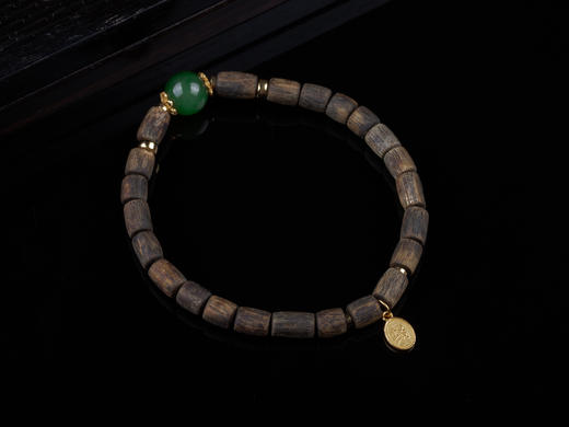 XY0280桶珠沉香+碧玉手串 商品图6