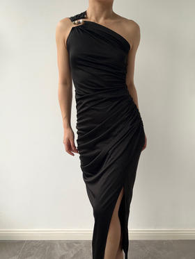 SIJIA｜斜肩醋酸针织连衣裙 [ 黑SS2549 / 米白SS2550 ]