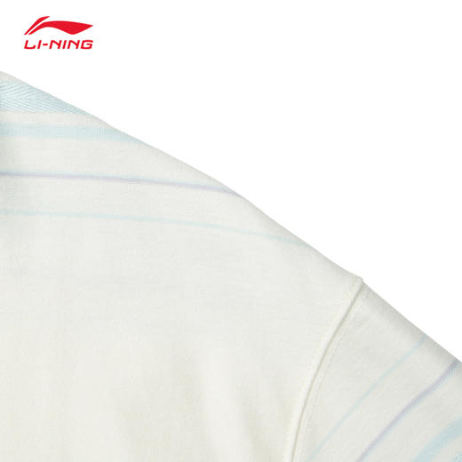 李宁运动潮流系列女子宽松短袖文化衫AHSV650 商品图4