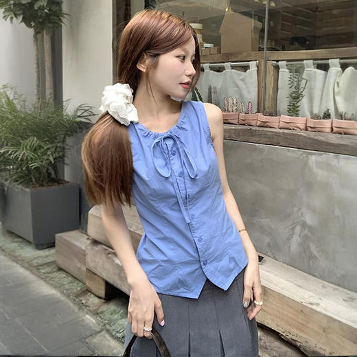 西遇蓝色无袖衬衣女夏季新款系带蝴蝶结薄款圆领衬衫上衣SS050615 商品图0