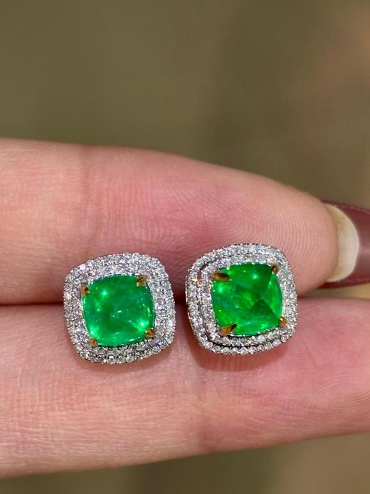 3.2ct糖塔祖母绿耳钉 商品图2