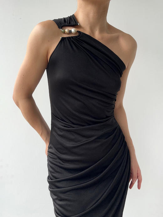 SIJIA｜斜肩醋酸针织连衣裙 [ 黑SS2549 / 米白SS2550 ] 商品图1