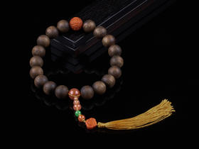 XY0250沉香+南红十八子手持念珠