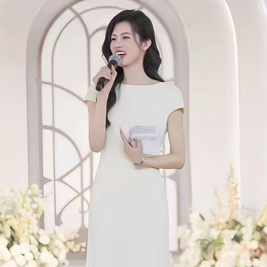 IWY/法式名媛短袖新款白色连衣裙女夏季正式场合包臀西装裙Q14337 商品图3