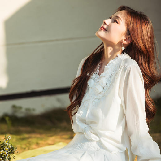 【林栖设计小店】（现货）纯棉衬衣优雅花边立体花宽松显瘦2025春夏新品长袖上衣女F1952306 商品图7