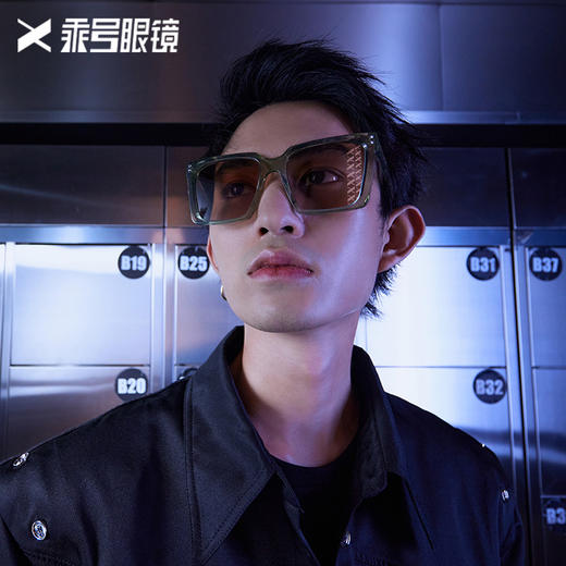 【大框气质设计师款】EYECROXX乘号太阳镜EX22107 商品图0