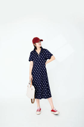 半拉链波点连衣裙