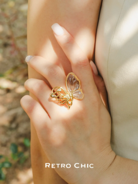 🦋漫在指间的贵气·被这只蝴蝶戒指美晕了……