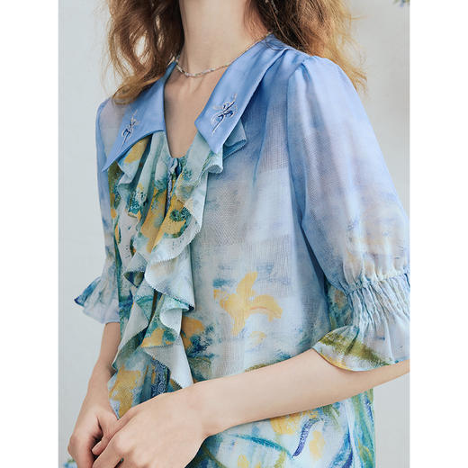 两三事 月缎流萤 2025夏季新款淑女风印花荷叶边刺绣翻领衬衫女 商品图2