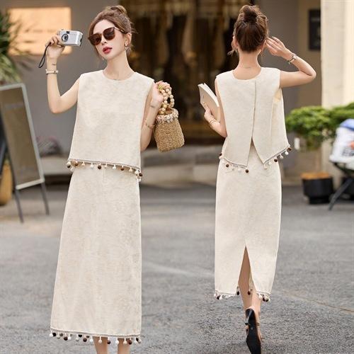 时髦套装2025年夏装套头无袖刺绣上衣+复古设计感半身裙两件套YRX9238 商品图2