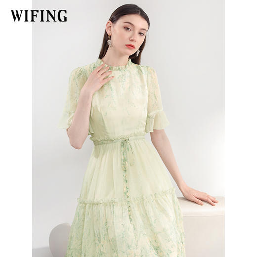 未风雪纺碎花连衣裙女夏2025夏季新款气质法式收腰显瘦度假风裙子 商品图1