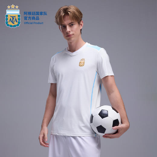 【官方正版】阿根廷国家队 | 蓝白拼接速干短袖夏季清新肩线蓝条运动舒适 商品图0