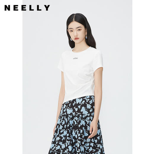NEELLY纳俪商场同款夏新款正肩字母T恤女修身显瘦时尚不规则上衣N25054T04617 商品图0
