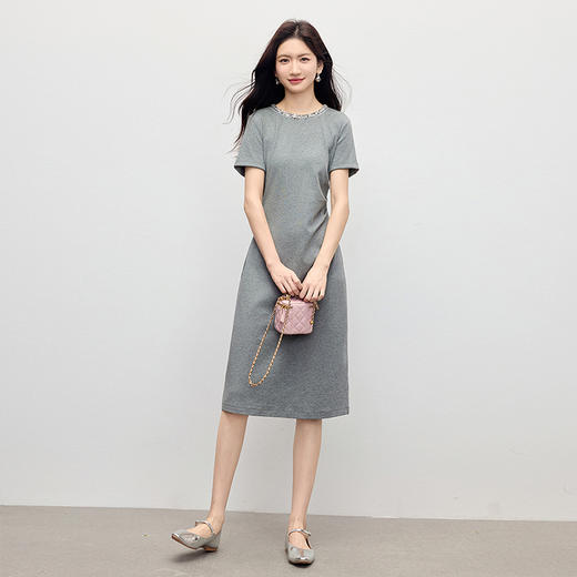 【专属特价】熙世界灰色通勤闪片圆领连衣裙女夏季新款简约休闲收腰T恤长裙子 商品图4