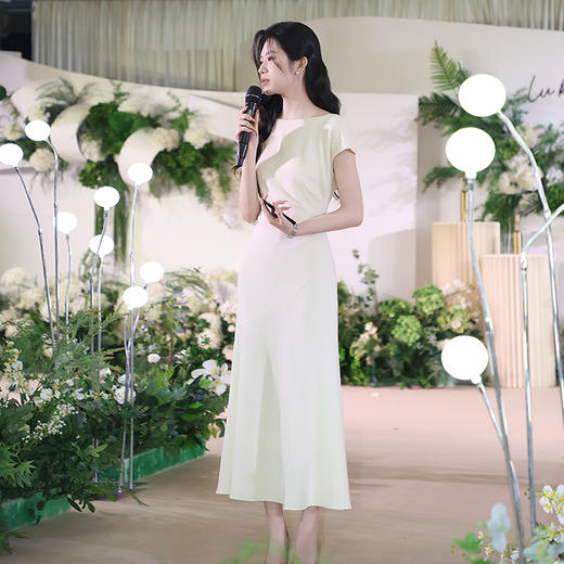 IWY/法式名媛短袖新款白色连衣裙女夏季正式场合包臀西装裙Q14337 商品图2