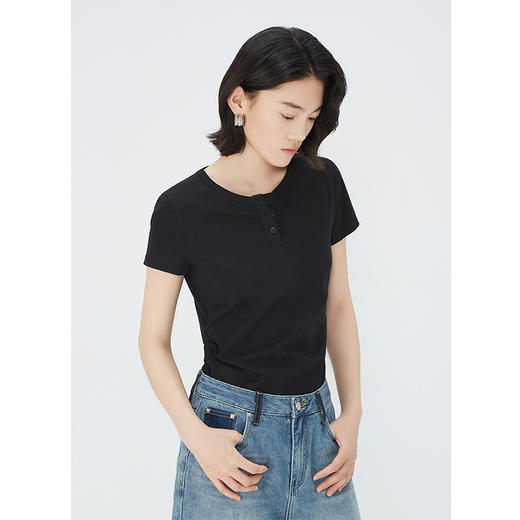 NEELLY纳俪商场同款夏新款设计感短袖正肩T恤女极简修身显瘦上衣N25054T04603 商品图1