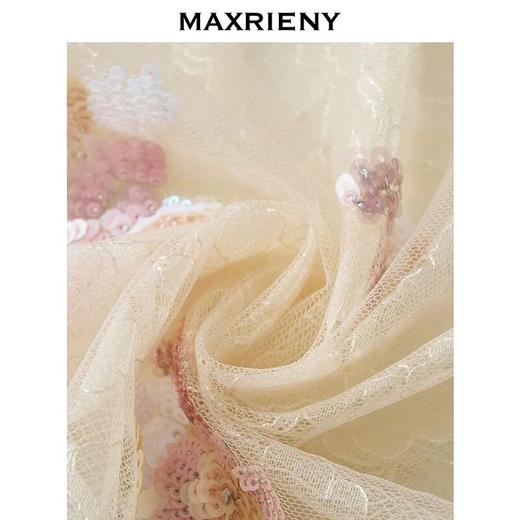 MAXRIENY2025年春夏新款度假法式半裙重工绣花浪漫感中长款高腰(货号:MF86SK005) 商品图3