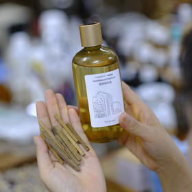 奕虹定制，芳疗师有机纯露系列 ，改善干燥、改善老化肌肤精致肌肤，纯露上品  不添加香精 无色素 无重金属 无抗生素无农药