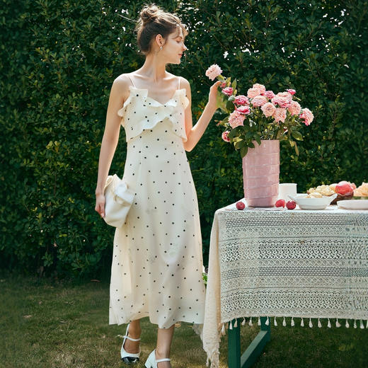 OLrain欧芮儿吊带连衣裙女夏季2025年新款浪漫优雅印花收腰长裙 商品图3