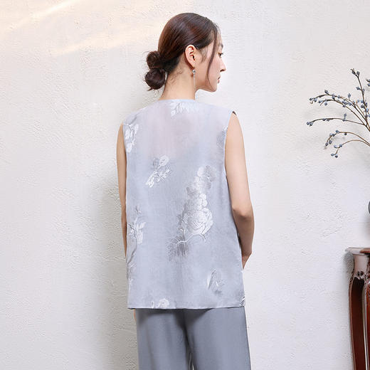 玳莎新中式国风马甲女2025年夏季新款精美重工刺绣真丝无袖背心 FB37001 商品图2