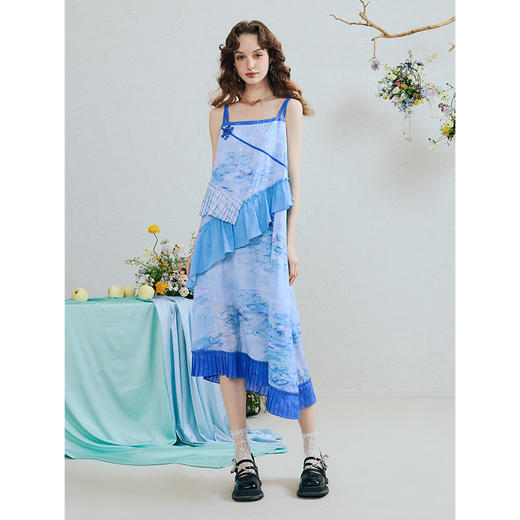 两三事青漪浣纱2025夏季新款复古荷叶边拼接盘扣印花吊带裙连衣裙 商品图1