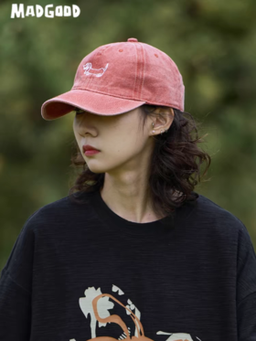 马得工地/MDGDMZ243392/腊肠狗鸭舌帽