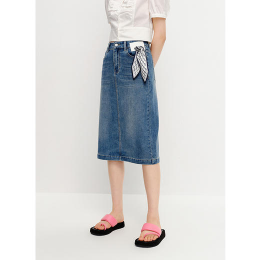 NEELLY纳俪商场同款夏新款时尚牛仔半身裙女简约后开叉直筒包臀裙N25054E04639 商品图1