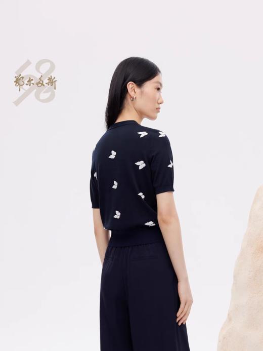 鄂尔多斯1980春夏桑蚕丝V领蝴蝶嵌花女短袖轻薄针织开衫 商品图3