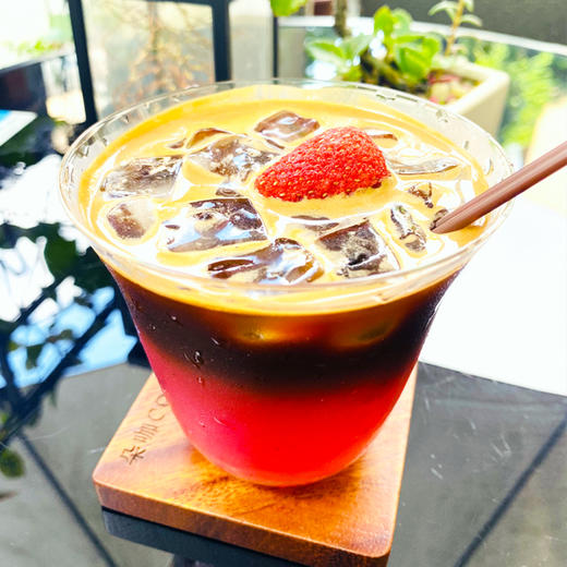 【莓桃冰美式】 (莓桃汁+咖啡) 商品图0