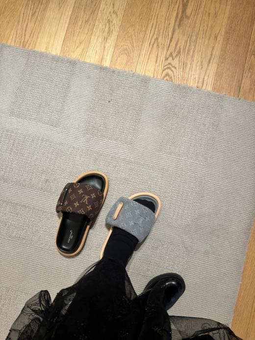 驴家LV Pool Pillow Comfort牛仔布圆头平底 穆勒鞋面包拖一字拖鞋 （HC） 商品图6