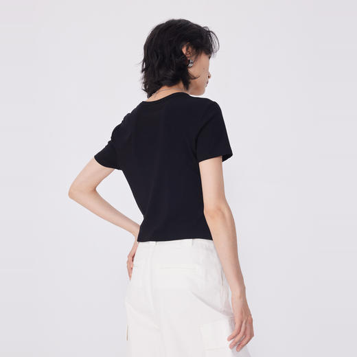 NEELLY纳俪商场同款夏季新款圆领短袖T恤上衣女纯色显瘦上衣N25054T04599 商品图1