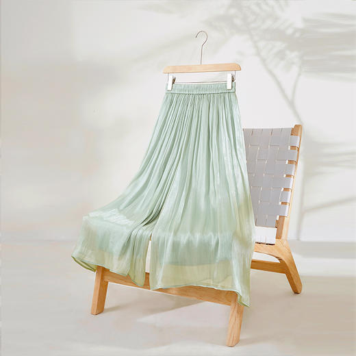 【专属特价】熙世界飘逸琉璃纱裙裤女夏季薄款2025新款光泽感八分休闲阔腿裤子 商品图2
