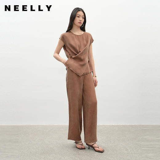 NEELLY纳俪商场同款夏新款都市休闲时尚套装女大地色系上衣两件套N25045Z01117 商品图0