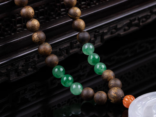 XY0249，沉香+复古龙圆牌挂件 商品图7