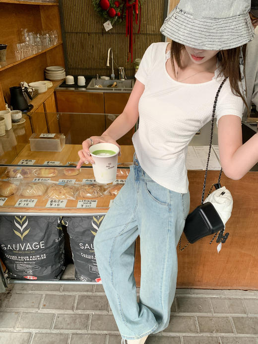 【110元任选2件】最后一波现货！不规则下摆蕾丝挂脖T 商品图8