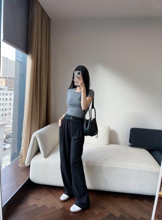 普拉达 2025春夏新款Darling水桶包 （MM） 商品图5