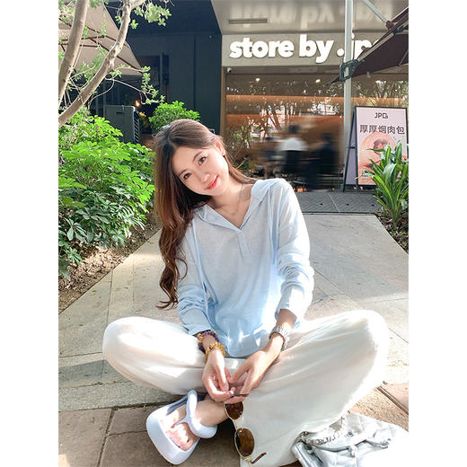 <曾小咸推荐>韩系天蓝色防晒连帽长袖T恤 商品图3