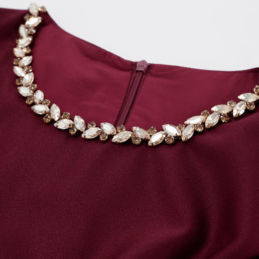 QF861斯尔丽2025夏季新款法式优雅丝毛收腰放摆显高显瘦浪漫钉珠连衣裙 商品图5