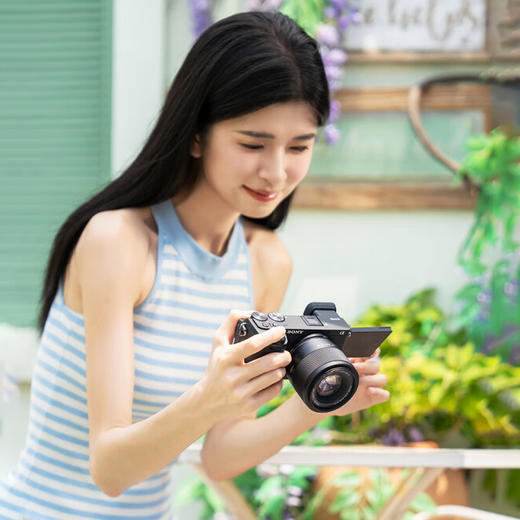 全新丨唯卓仕56mm F1.7镜头富士口尼康口索尼口自动对焦大光圈定焦人像镜头 商品图7