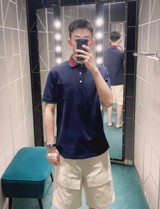 G家经典撞色领丝光珠地棉翻领Polo衫 经典标识性红绿撞色螺纹领 商品图5