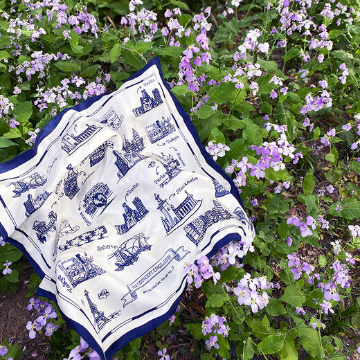 英伦风格双面印花丝巾（新概念英语文创） 商品图3